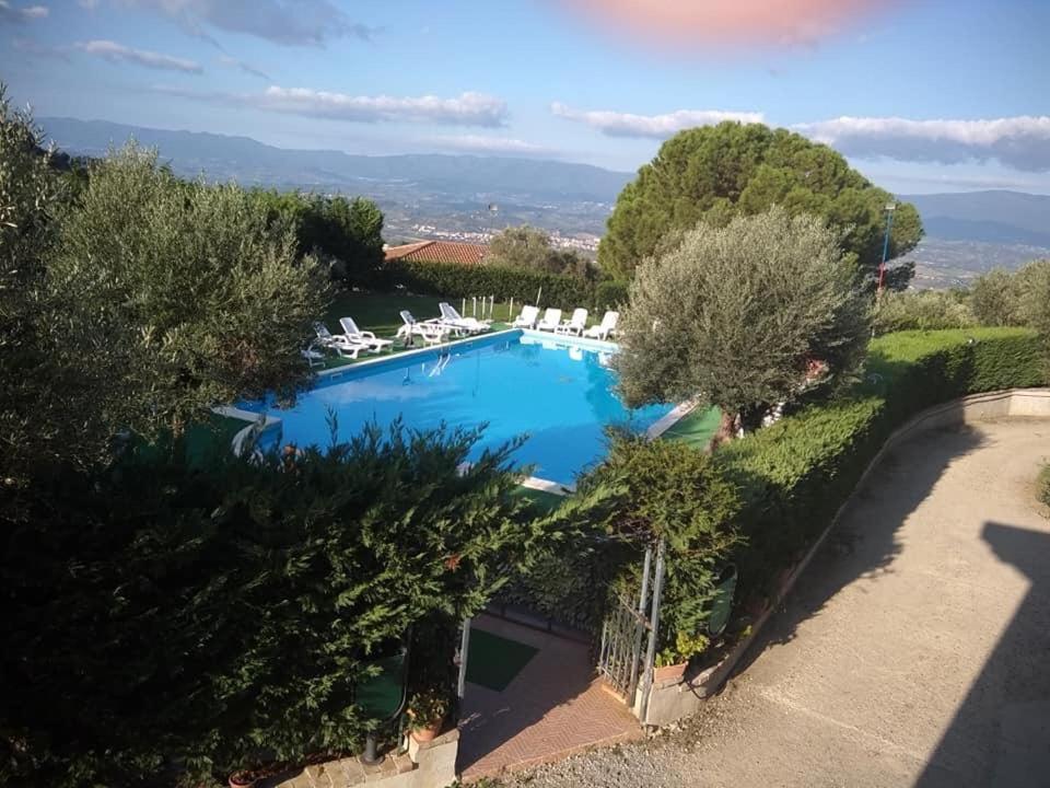 Agriturismo Pingitore Luzzi Bagian luar foto