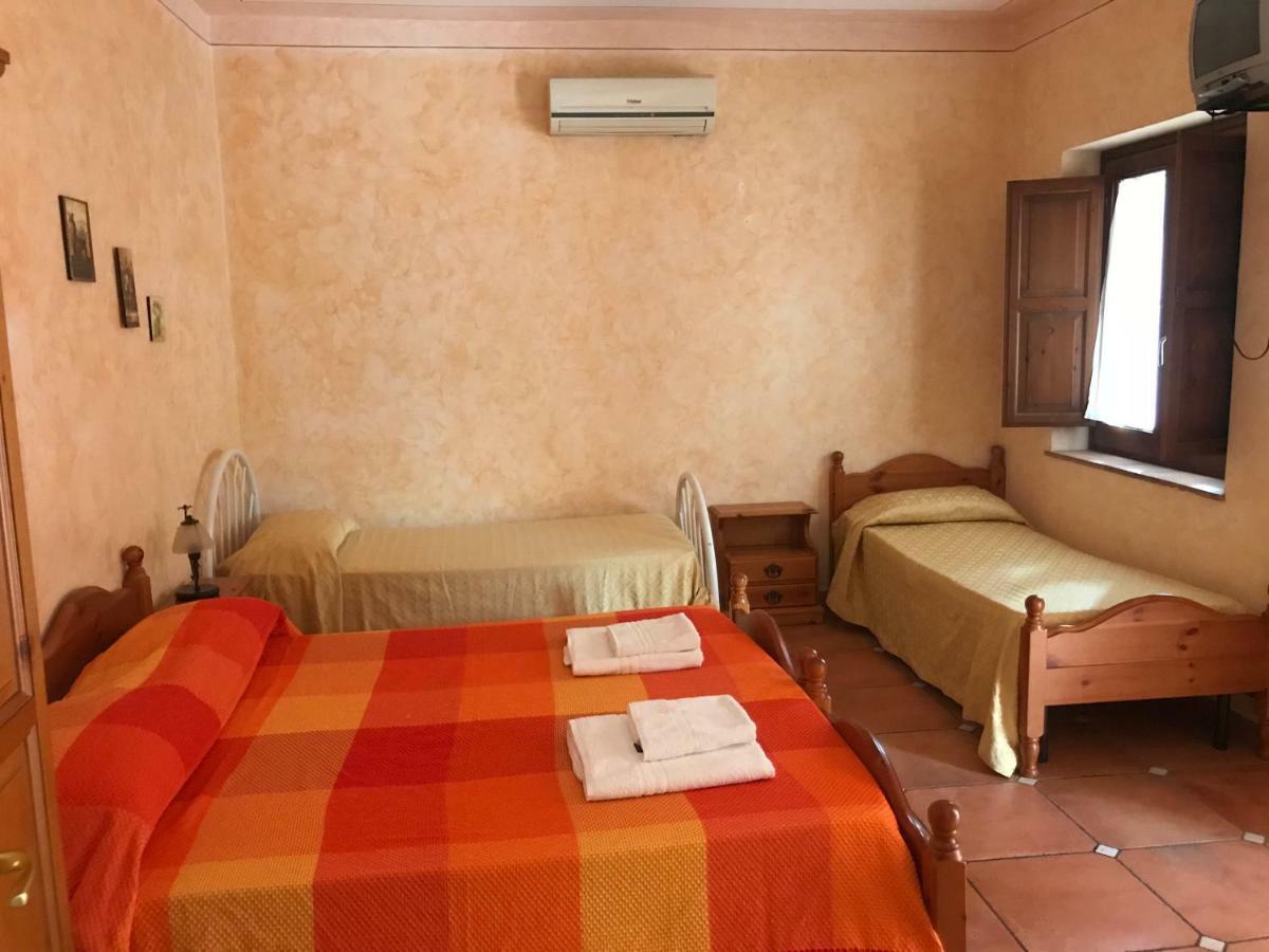 Agriturismo Pingitore Luzzi Bagian luar foto